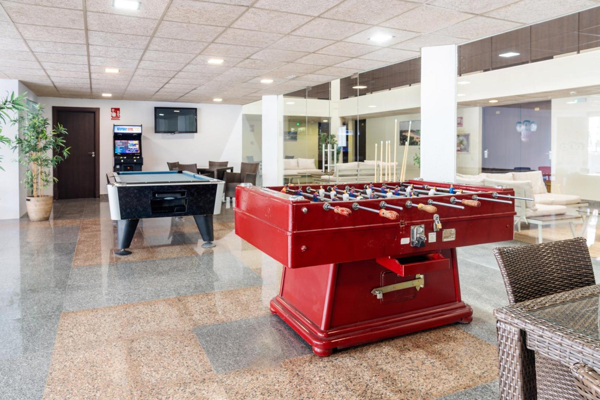 Ona Aparthotel 4*