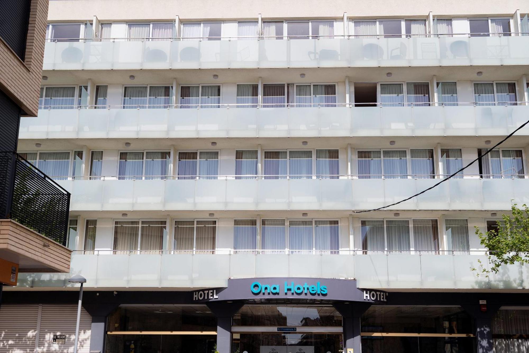 Apartahotel Ona