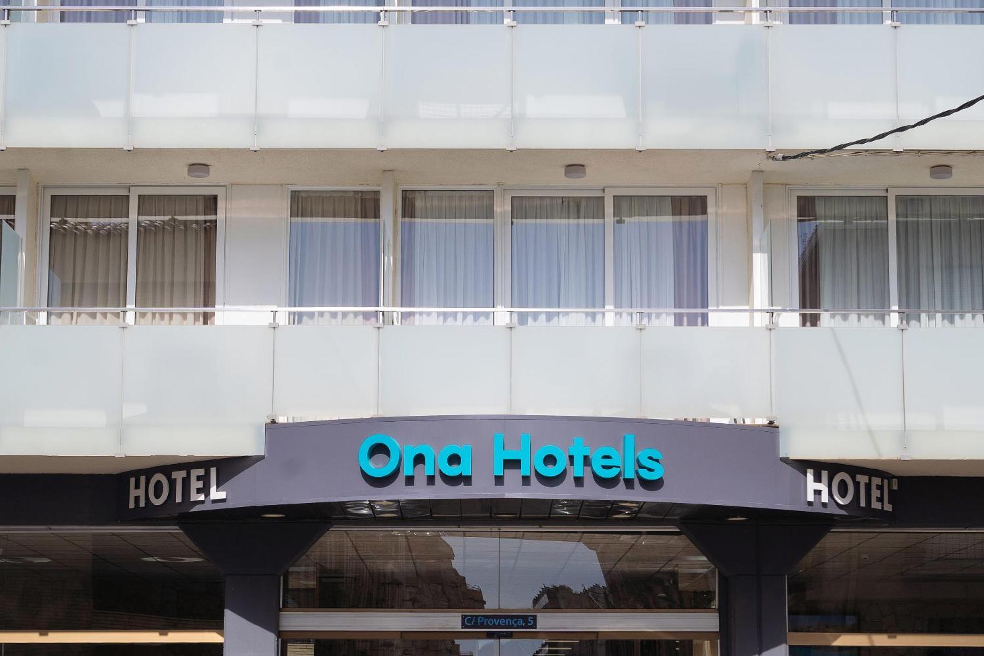 Ona Apartahotel 4*