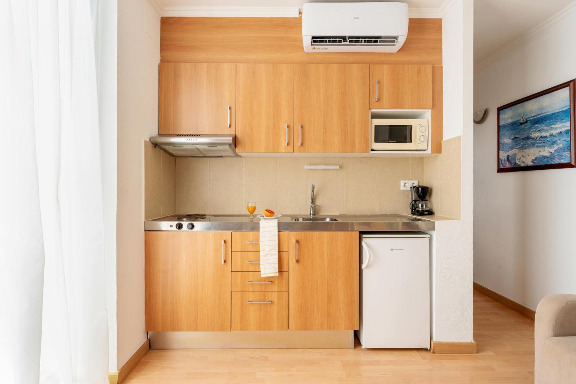 Ona Apartahotel 4*