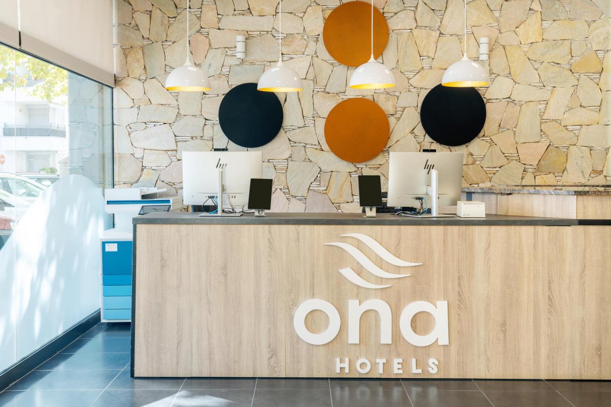Aparthotel Ona